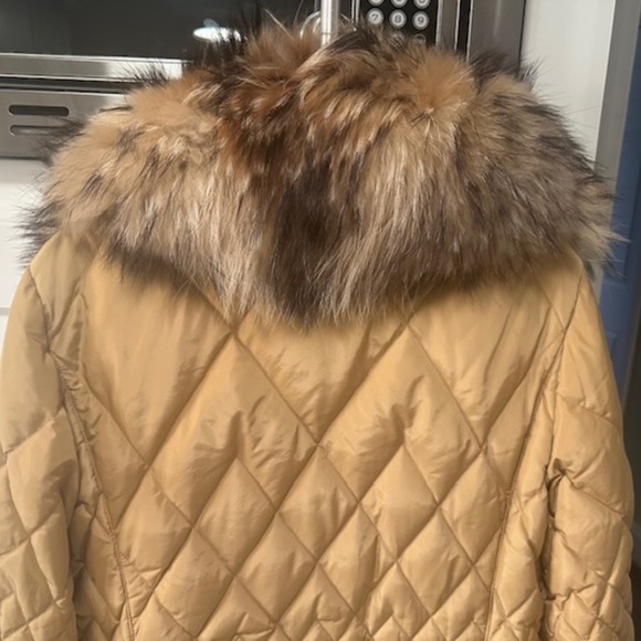 Postcard Nylon Feather Down/Authentic Fox Trim/BRAND NEW - SIZE M - Picture 5 of 16